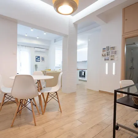 Apartamento Train Station Flat For 4 Persons *