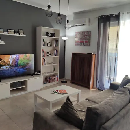 Apartment Penthouse Near Center *