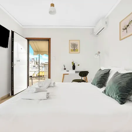 Sky & Acropolis View Rooftop Apartment! Apartment *