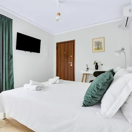 Sky & Acropolis View Rooftop Apartment! Apartment Athens