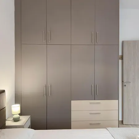 Apartment San Bernardino C1 Cozy In Athens