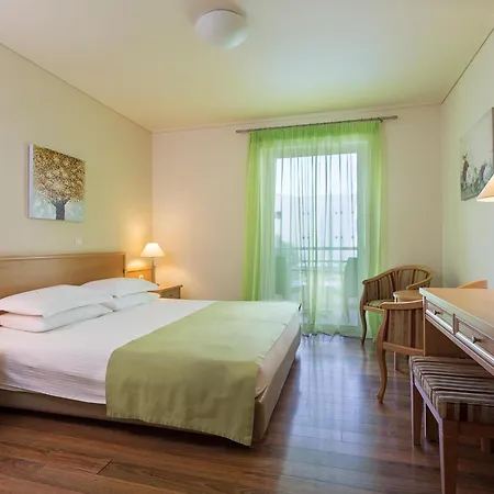 Civitel Attik & Hotell 4*