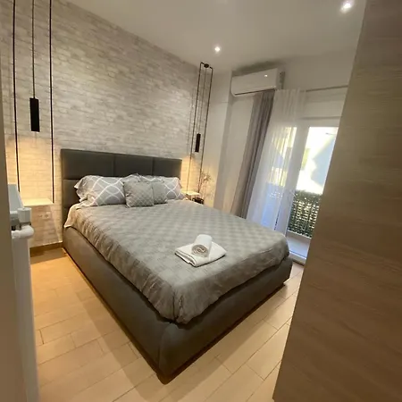 Utopia Apartment- At019 *