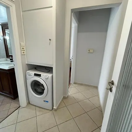 Lucky Apartment- At081 Apartment Athens