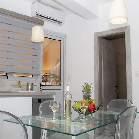 Acropolis Hip Loft Atene