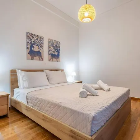 Roubnb Acropolis Museum 1bd Apartment