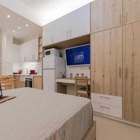 Apartment Small And Cozy *