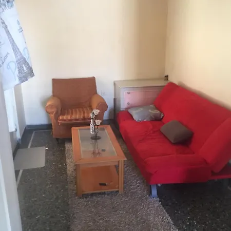 Simple & Spacious - Shared Apartment *