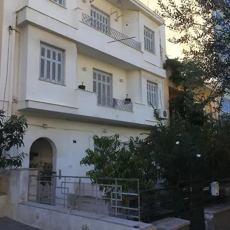 Simple & Spacious - Shared Apartment