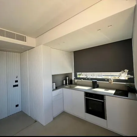 Vouliagmeni Panoramic 200m2 Rooftop & 25m2 Loft *