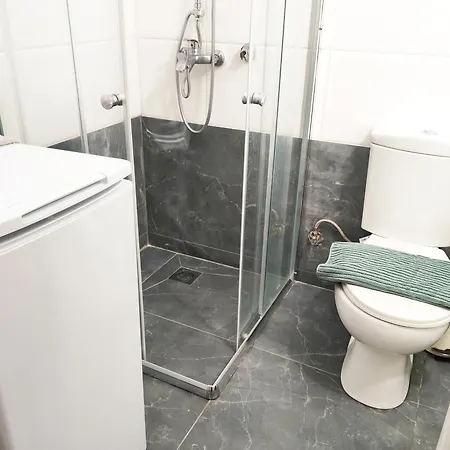 Acharnon Appartement *