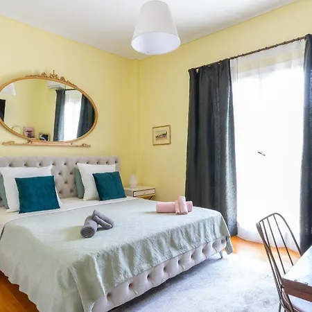 Apartment Magnificent Voula *