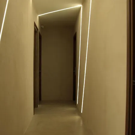99 Adrianou Apart-hotel *