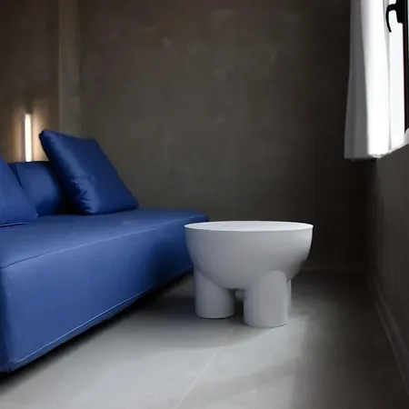 Apart-hotel 99 Adrianou *