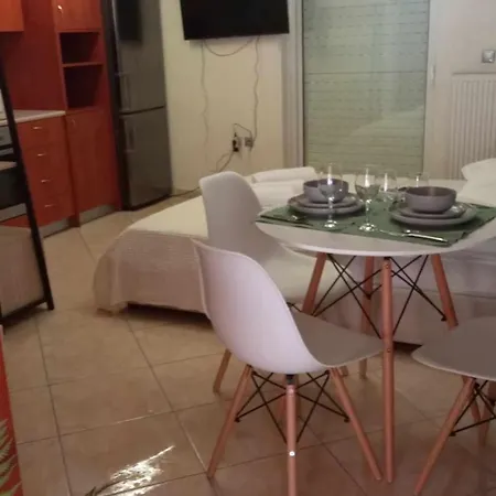 Aiolos Glyfada Super Lux Mini Athens