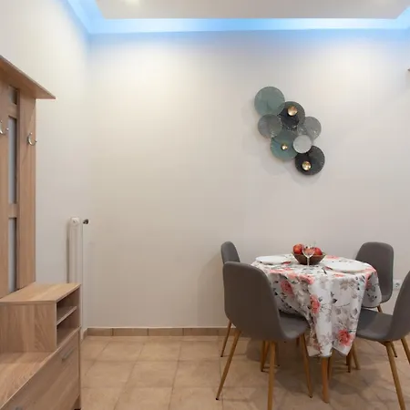 Apartment A Place 4u Ratzikotsika 2 Str- Mets