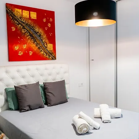 Apartment Sonata Deluxe With 3 Bedrooms Athens
