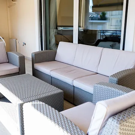 Sonata Deluxe With 3 Bedrooms Athens