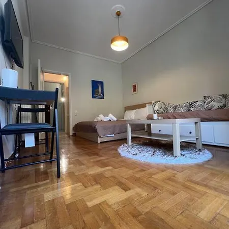 Apartment Plaka Nicks Retro Flat *