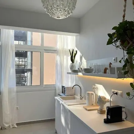 Apartment Stylish In Psyri Athens