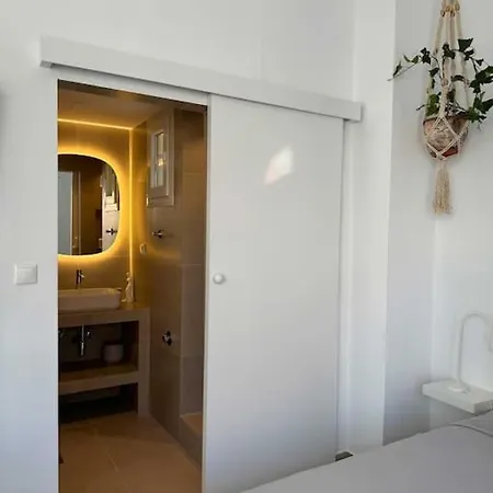 Stylish In Psyri Apartment Athens