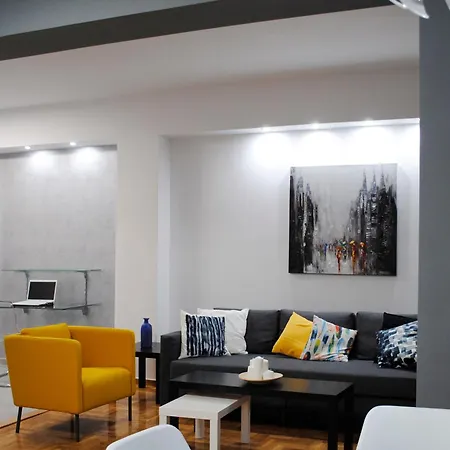 Apartment Renovated Modern & Specious 2bd Center
