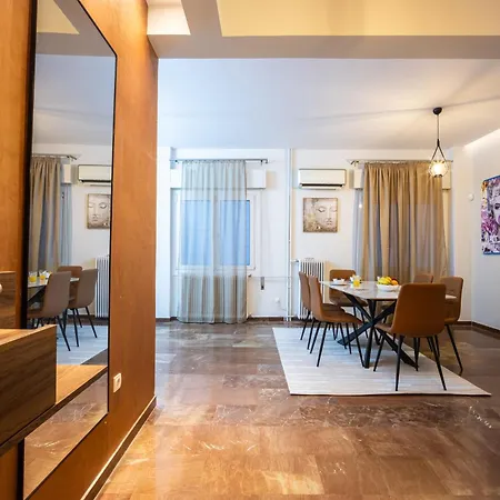 Spacious Garden Apartment Athens