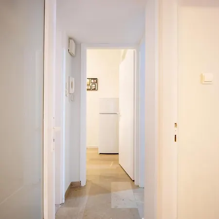 Spacious Garden Apartment Athens