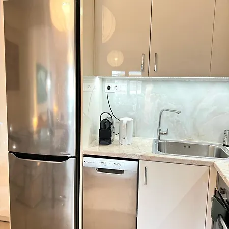 Upscale 2-bdr In Palio Faliro