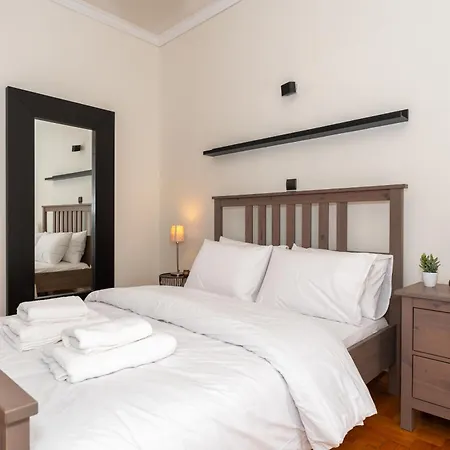Modern In Thiseio With Balcony Apartment Athens
