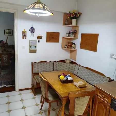 μαρούσι κέντρο μεγάλο 5 λεπτά κοντά *