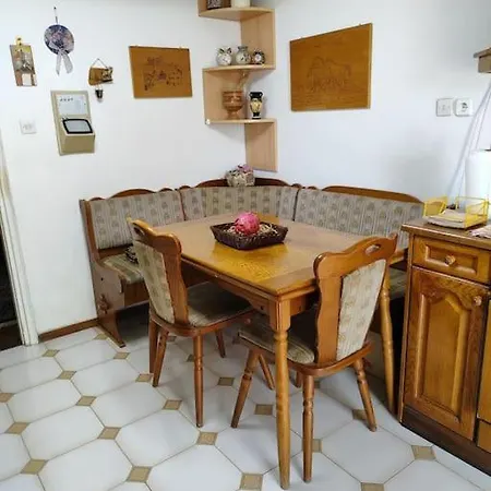 μαρούσι κέντρο μεγάλο 5 λεπτά κοντά Apartment