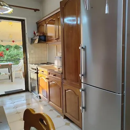 Apartment μαρούσι κέντρο μεγάλο 5 λεπτά κοντά