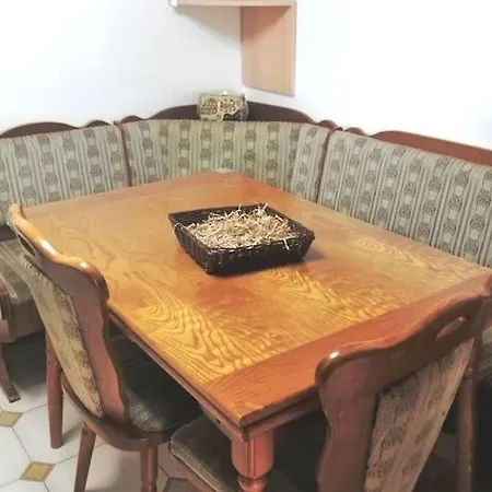 μαρούσι κέντρο μεγάλο 5 λεπτά κοντά