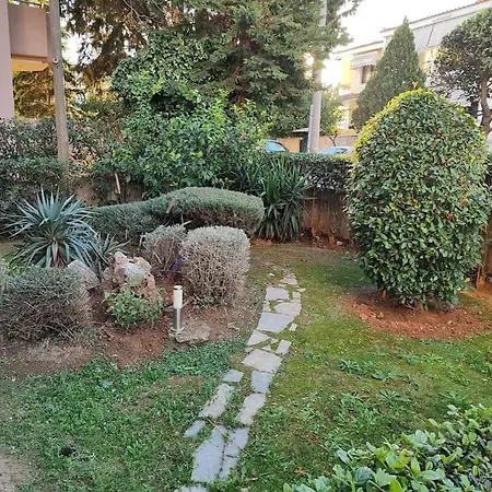 μαρούσι κέντρο μεγάλο 5 λεπτά κοντά Apartment Athens