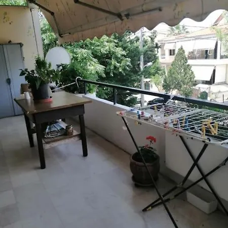 μαρούσι κέντρο μεγάλο 5 λεπτά κοντά