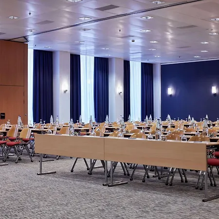 Novotel 4* Atina