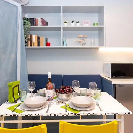 Calm Near Panathenaic Stadium Apartment