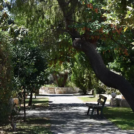 Marousi Escape - 5 Mins Walking Away From Train - Metro * Athens