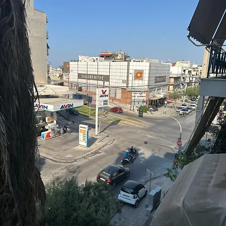 Acropoli Vibes At Kosmos Getaway