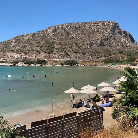 Acropoli Vibes At Kosmos Getaway Apartment