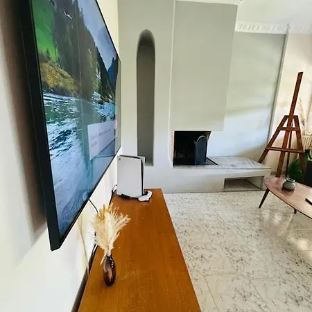 Comfort And Sunny Apartment, Marousi Oaka Stadium Neratziotissa *