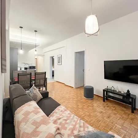 A Lovely In Apartment