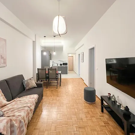 A Lovely In Apartment Athens