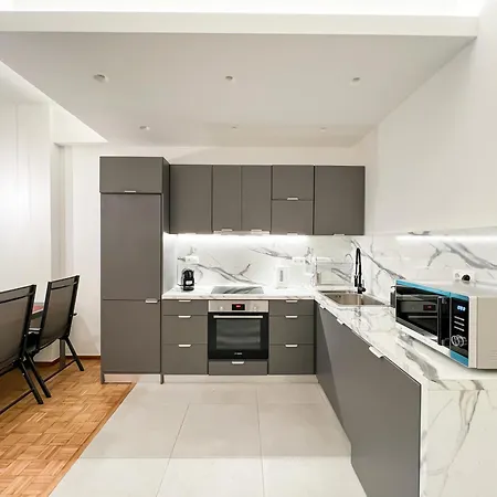 Apartment A Lovely In Athens