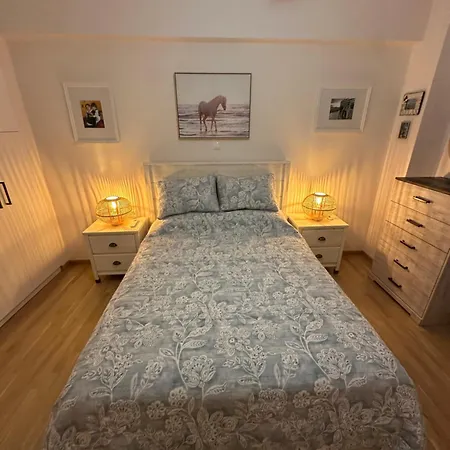 Acropoli Vibes At Kosmos Getaway Διαμέρισμα