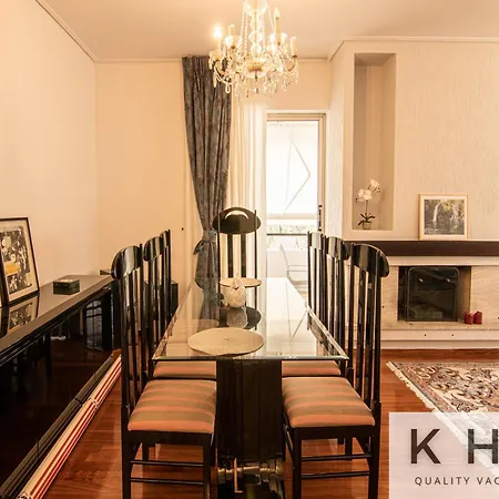 Classic Style Flat In Glyfada! Apartment