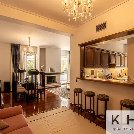 Classic Style Flat In Glyfada! * Athens
