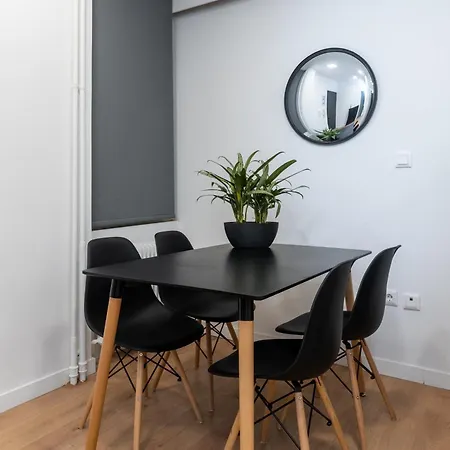 Apartment Modern In The Center Of
