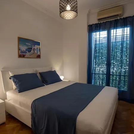 Apartment Blue - Downtown Athens